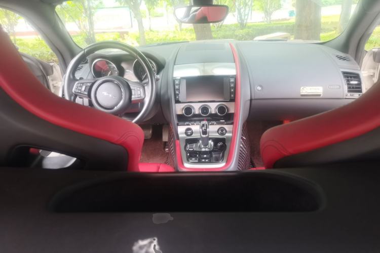 Used Jaguar F-TYPE 2016 3.0 SC Hardtop Version Center Console