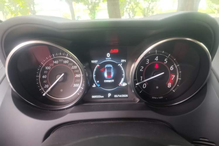 Used Jaguar F-TYPE 2016 3.0 SC Hardtop Version Instrument Cluster