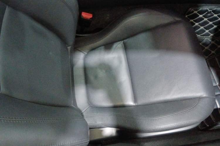 Used Jaguar F-TYPE 2016 3.0 SC S Hardtop Version Right Front Seat