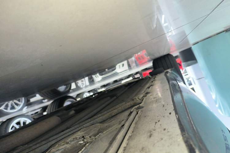 Used Jaguar F-TYPE 2016 3.0 SC Hardtop Version Right Side Sill