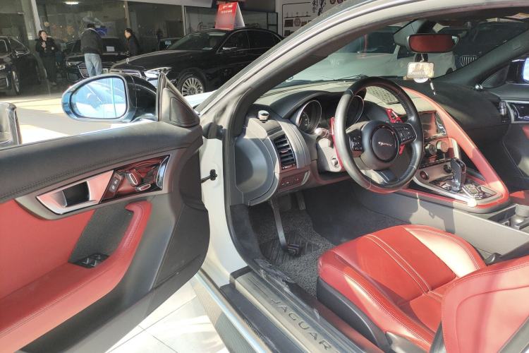 Used Jaguar F-TYPE 2016 3.0 SC Hardtop Version Driver Seat