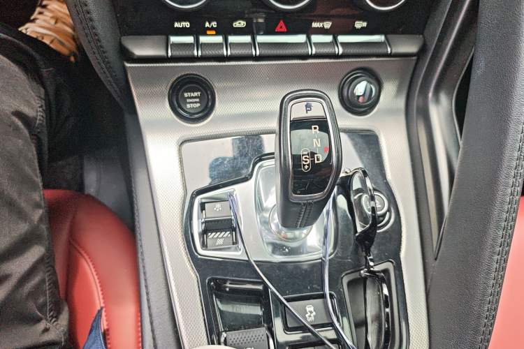 Used Jaguar F-TYPE 2016 3.0 SC Hardtop Version Gear Lever