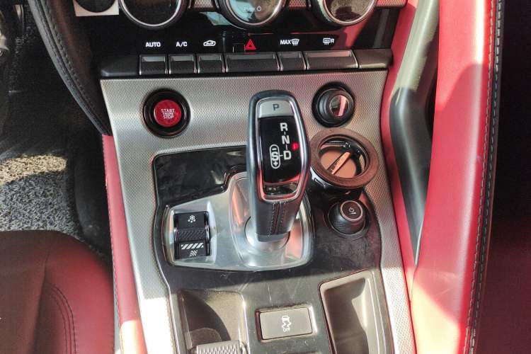 Used Jaguar F-TYPE 2016 3.0 SC Hardtop Version Gear Lever