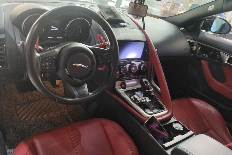 Used Jaguar F-TYPE 2016 3.0 SC Hardtop Version Interior 2