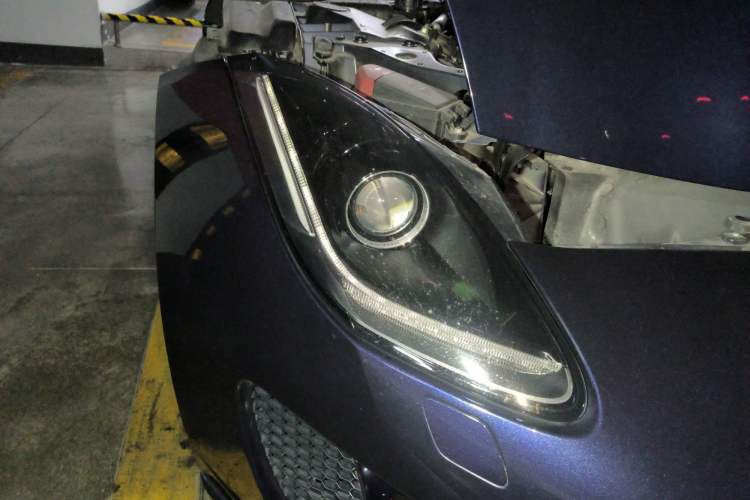 Used Jaguar F-TYPE 2016 3.0 SC Hardtop Version Right Front Headlight