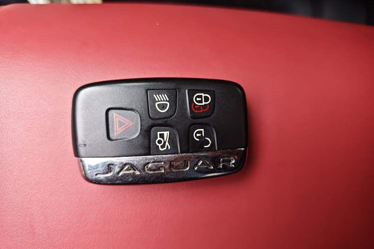 Used Jaguar F-TYPE 2016 3.0 SC Hardtop Version Vehicle Key