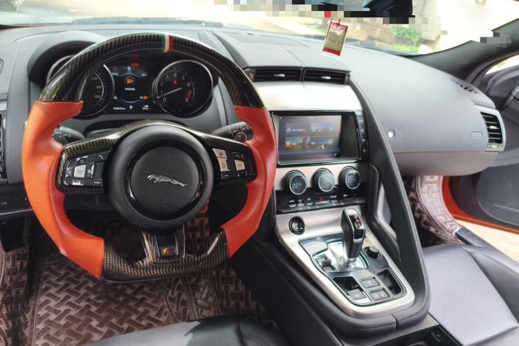 Used Jaguar F-TYPE 2016 3.0 SC Hardtop Version Interior 2