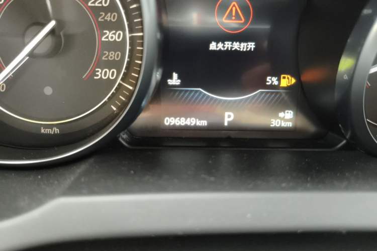 Used Jaguar F-TYPE 2016 3.0 SC Hardtop Version Odometer Close Up