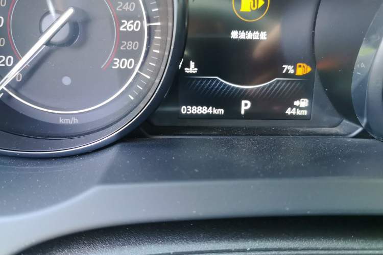 Used Jaguar F-TYPE 2016 3.0 SC Hardtop Version Odometer Close Up