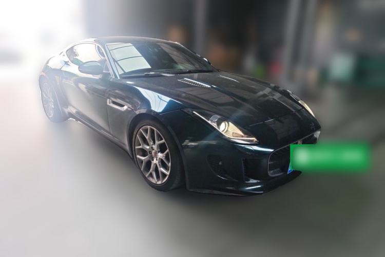 Used Jaguar F-TYPE 2016 3.0 SC Hardtop Version Front Right 45 Deg