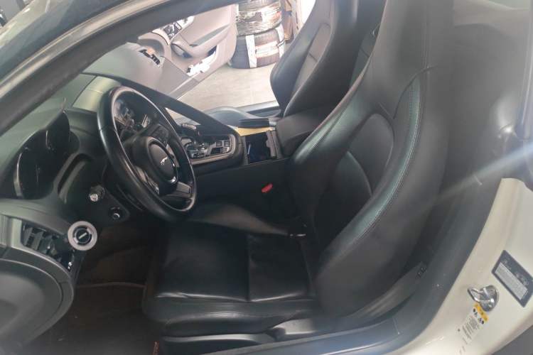 Used Jaguar F-TYPE 2016 3.0 SC Hardtop Version Left Rear Seat