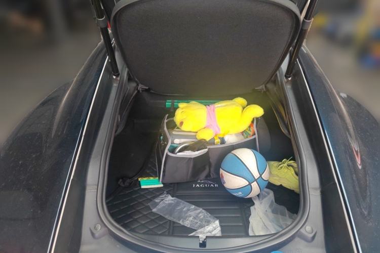 Used Jaguar F-TYPE 2016 3.0 SC Hardtop Version Trunk