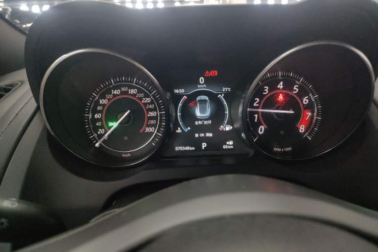 Used Jaguar F-TYPE 2016 3.0 SC Hardtop Version Instrument Cluster
