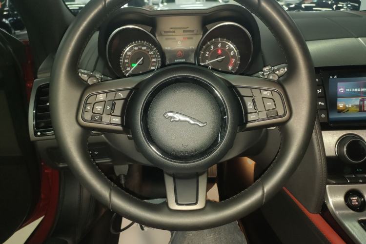 Used Jaguar F-TYPE 2016 3.0 SC Hardtop Version Steering Wheel
