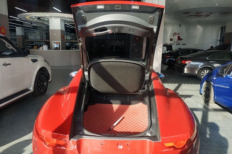 Used Jaguar F-TYPE 2016 3.0 SC Hardtop Version Trunk