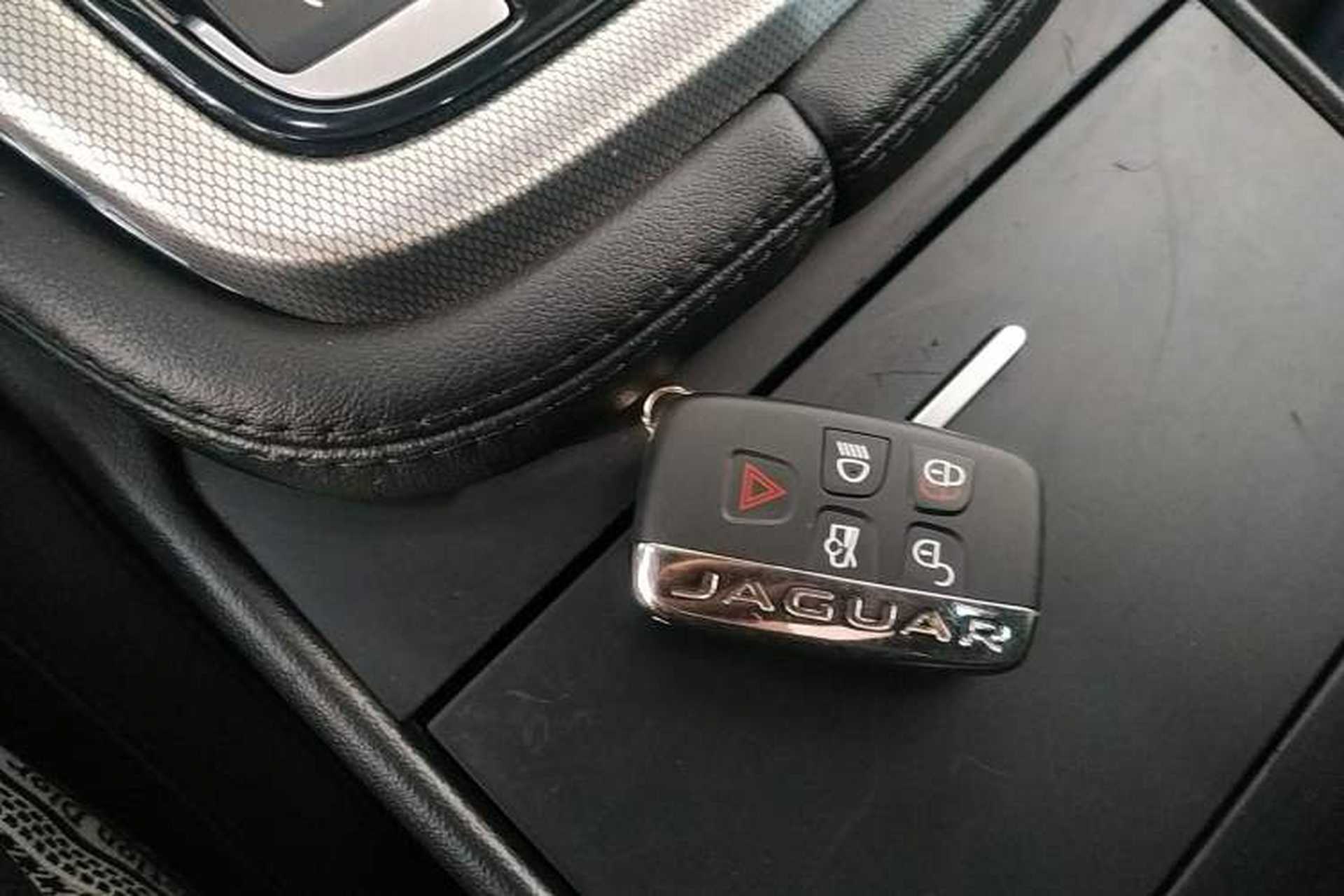 Used Jaguar F-TYPE 2016 3.0 SC Hardtop Version Vehicle Key