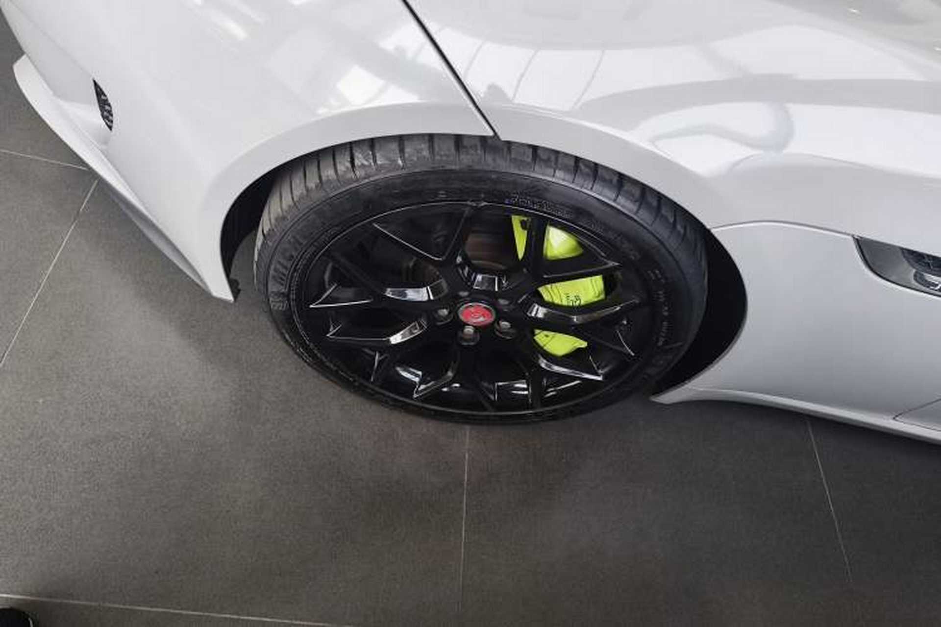 Used Jaguar F-TYPE 2016 3.0 SC Hardtop Version Exterior 4