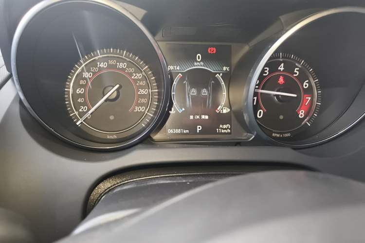 Used Jaguar F-TYPE 2016 3.0 SC Hardtop Version Instrument Cluster