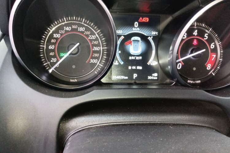 Used Jaguar F-TYPE 2016 3.0 SC Hardtop Version Instrument Cluster