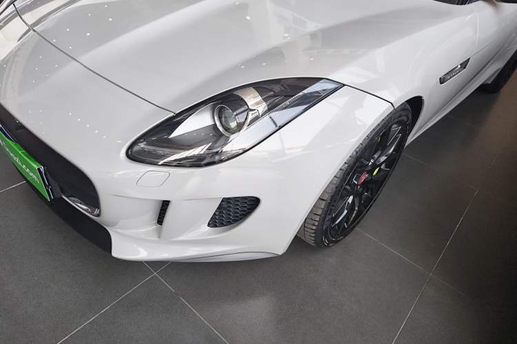 Used Jaguar F-TYPE 2016 3.0 SC Hardtop Version Left Front Headlight