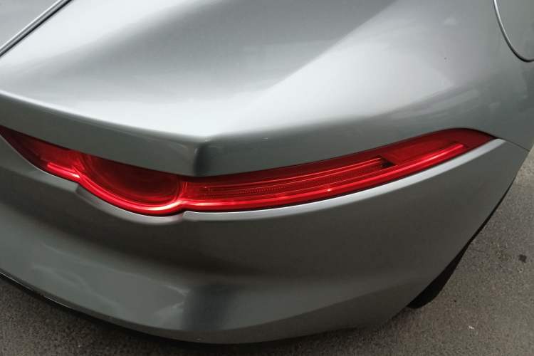 Used Jaguar F-TYPE 2016 3.0 SC Hardtop Version Right Rear Taillight