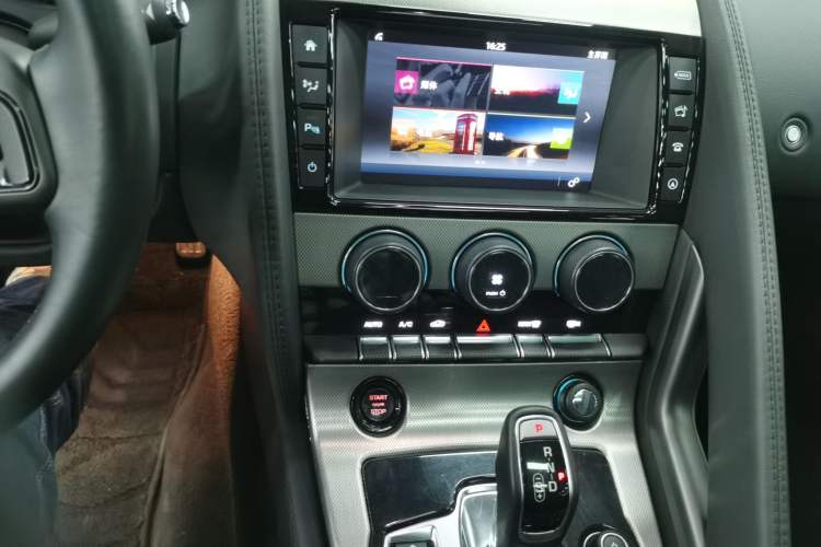 Used Jaguar F-TYPE 2016 3.0 SC Hardtop Version Audio And AC Panel