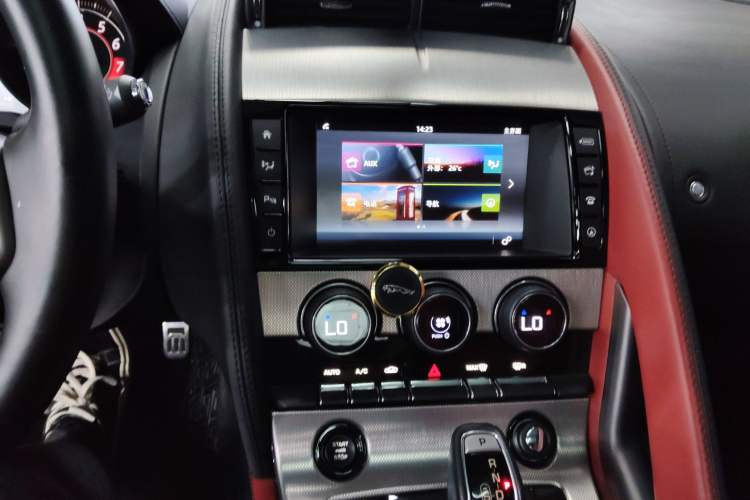 Used Jaguar F-TYPE 2016 3.0 SC Hardtop Version Audio And AC Panel