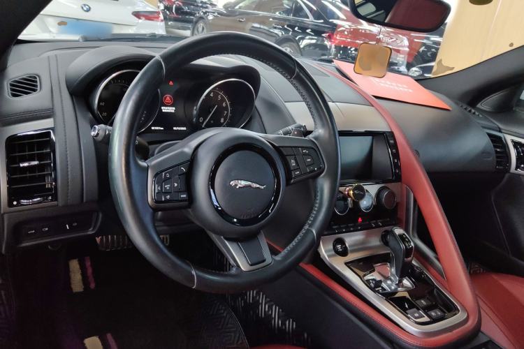 Used Jaguar F-TYPE 2016 3.0 SC Hardtop Version Center Console