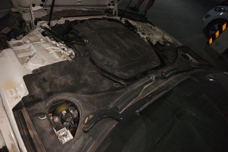 Used Jaguar F-TYPE 2016 3.0 SC Hardtop Version Engine Bay