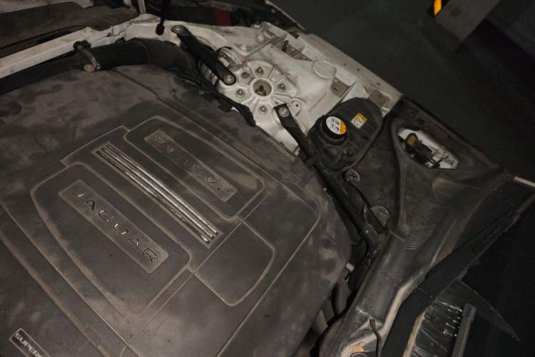 Used Jaguar F-TYPE 2016 3.0 SC Hardtop Version Engine Bay Left