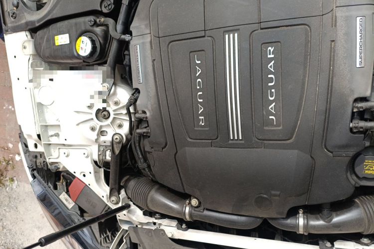 Used Jaguar F-TYPE 2016 3.0 SC Hardtop Version Engine Bay Right