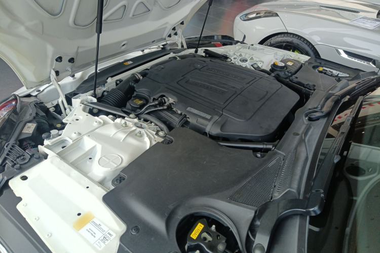 Used Jaguar F-TYPE 2016 3.0 SC Hardtop Version Engine Bay