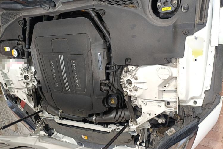 Used Jaguar F-TYPE 2016 3.0 SC Hardtop Version Engine Bay