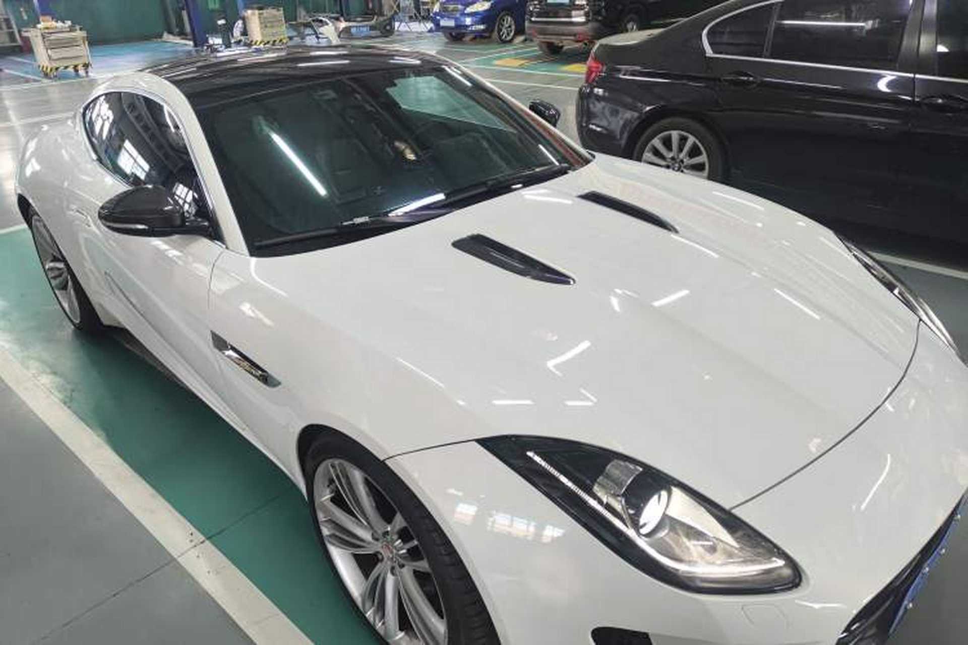 Used Jaguar F-TYPE 2016 3.0 SC S Hardtop Version Exterior 2