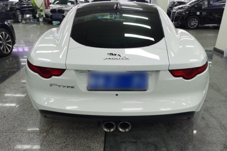 Used Jaguar F-TYPE 2016 3.0 SC Hardtop Version Exterior 4
