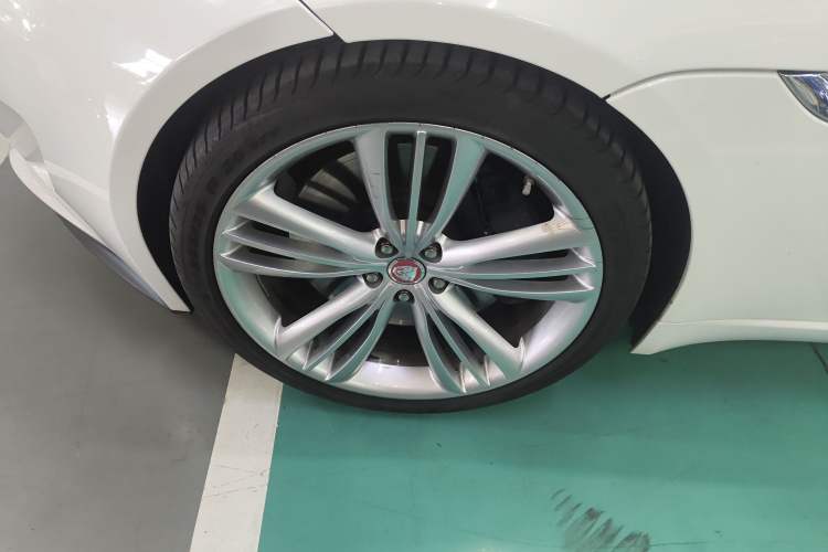 Used Jaguar F-TYPE 2016 3.0 SC S Hardtop Version Exterior 7