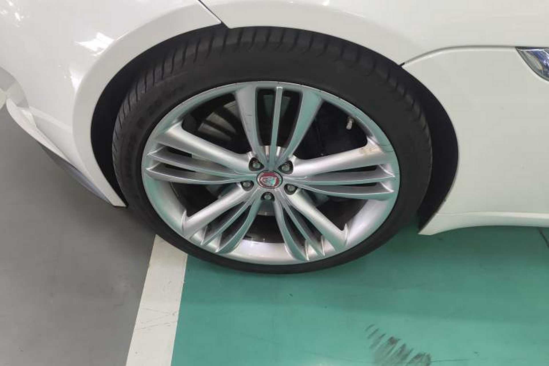 Used Jaguar F-TYPE 2016 3.0 SC S Hardtop Version Exterior 7