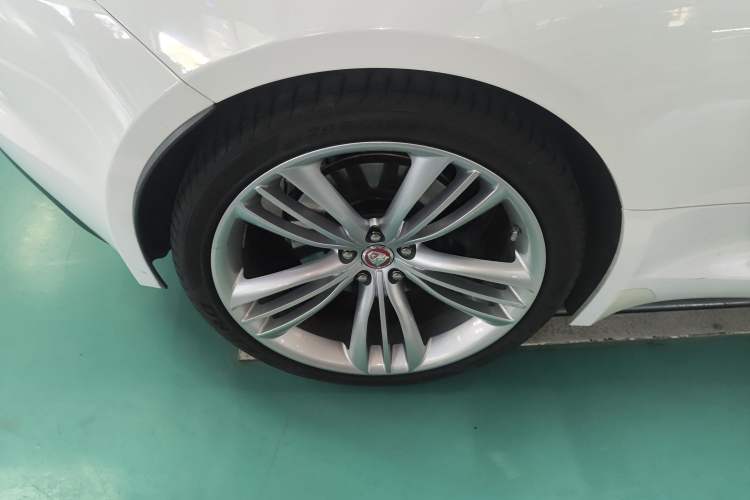 Used Jaguar F-TYPE 2016 3.0 SC S Hardtop Version Exterior 8