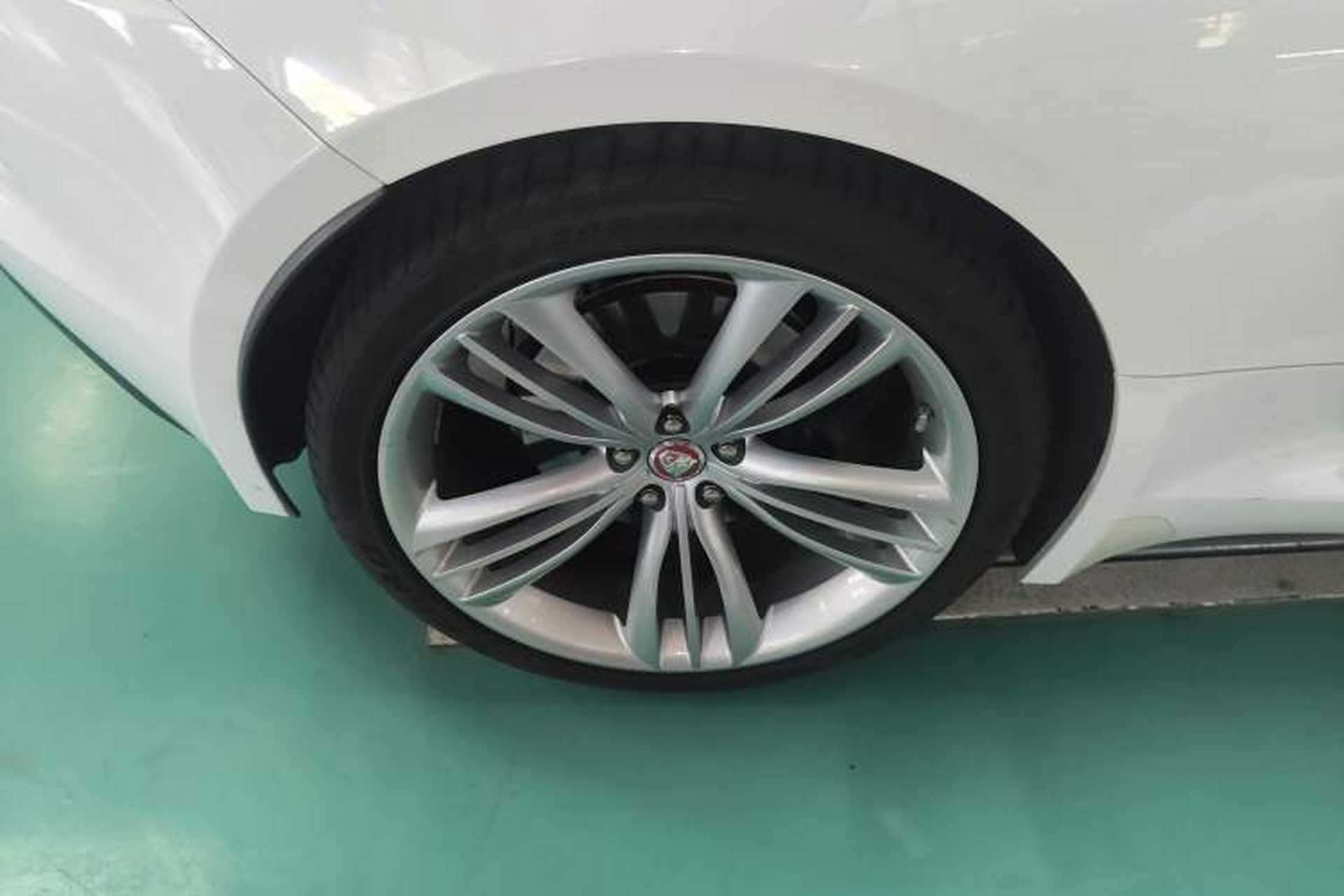 Used Jaguar F-TYPE 2016 3.0 SC S Hardtop Version Exterior 8
