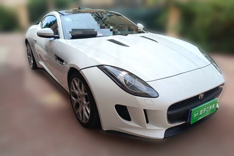 Used Jaguar F-TYPE 2016 3.0 SC Hardtop Version Front Right 45 Deg