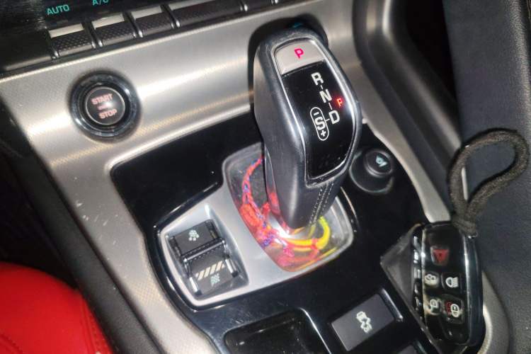 Used Jaguar F-TYPE 2016 3.0 SC Hardtop Version Gear Lever