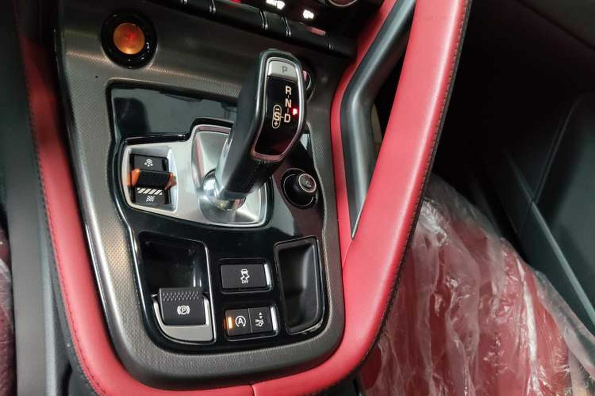 Used Jaguar F-TYPE 2016 3.0 SC S Hardtop Version Gear Lever
