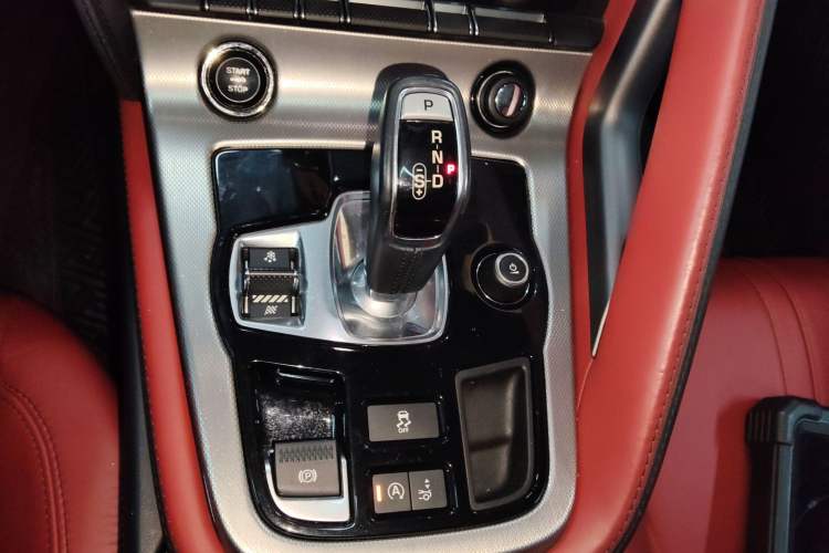 Used Jaguar F-TYPE 2016 3.0 SC Hardtop Version Gear Lever