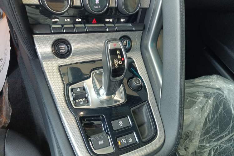 Used Jaguar F-TYPE 2016 3.0 SC Hardtop Version Gear Lever