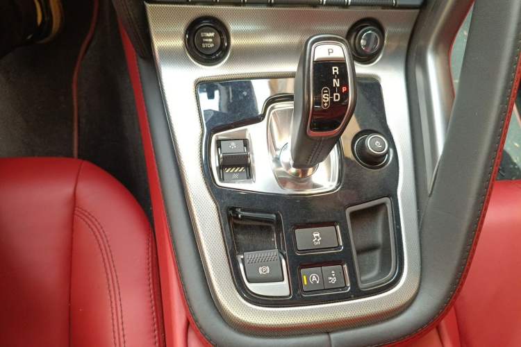 Used Jaguar F-TYPE 2016 3.0 SC Hardtop Version Gear Lever