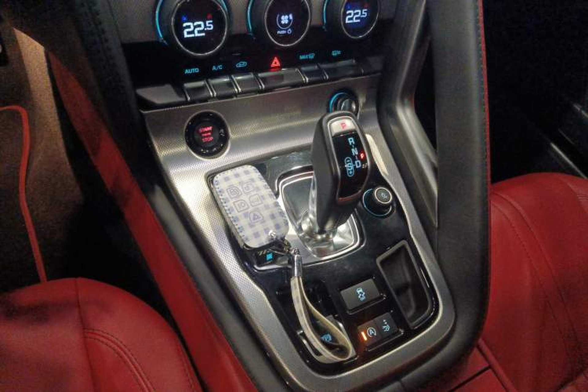 Used Jaguar F-TYPE 2016 3.0 SC Hardtop Version Gear Lever