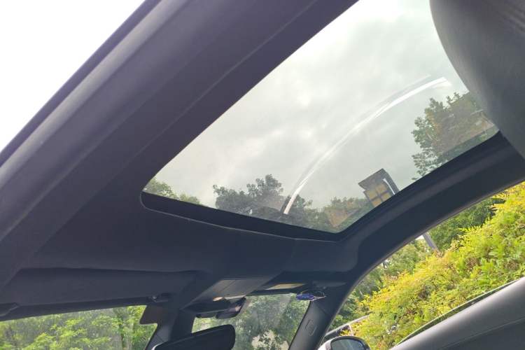 Used Jaguar F-TYPE 2016 3.0 SC Hardtop Version Headliner