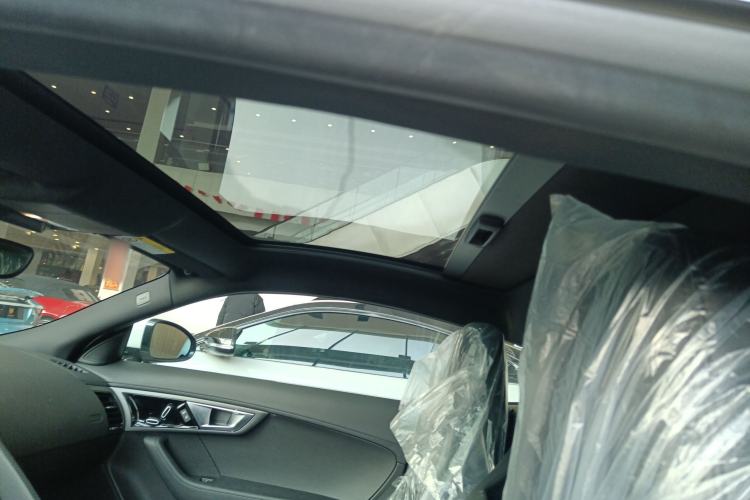 Used Jaguar F-TYPE 2016 3.0 SC Hardtop Version Headliner