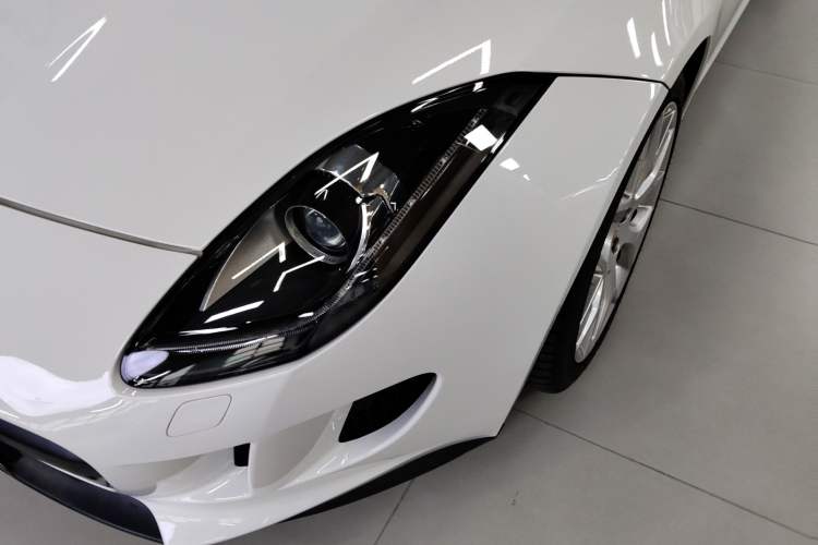 Used Jaguar F-TYPE 2016 3.0 SC Hardtop Version Left Front Headlight