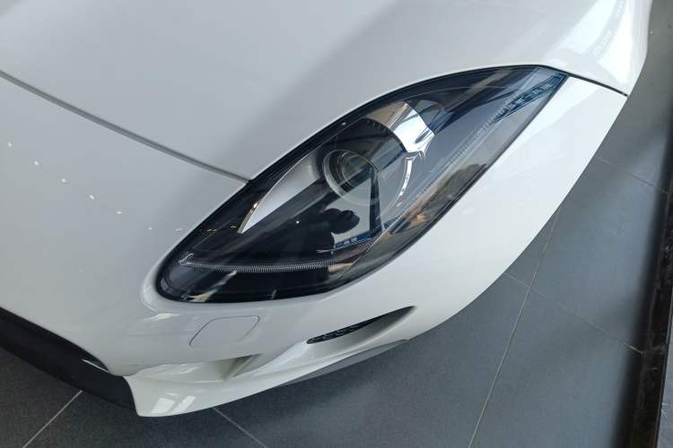 Used Jaguar F-TYPE 2016 3.0 SC Hardtop Version Left Front Headlight